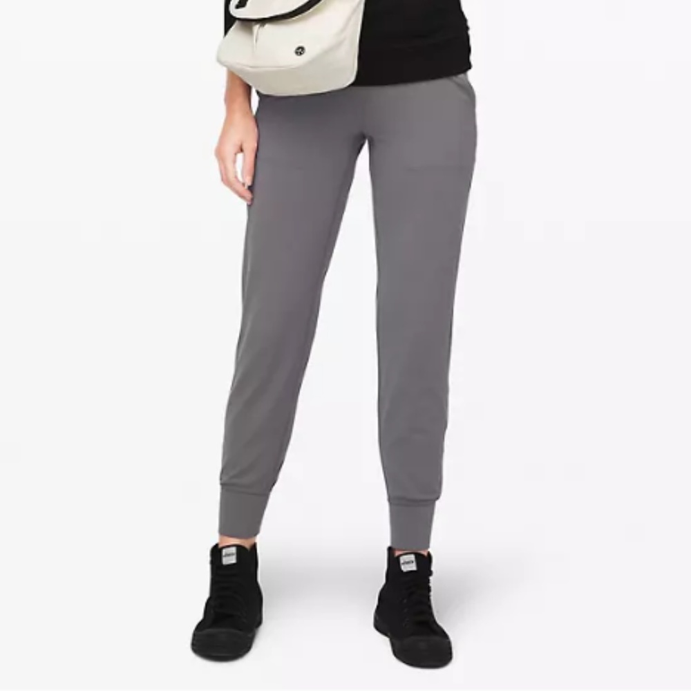 Lululemon Align Jogger 28"- NWT